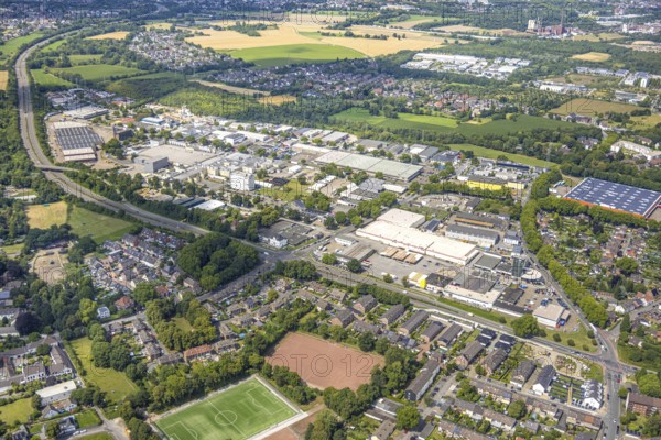 Aerial view, Selgros Großhandel im Gewerbegebiet Schauenstraße, Bergheim, Duisburg, Ruhr area, North Rhine-Westphalia, Germany, DE, Europe, commercial enterprises, commercial space, commercial area, commercial property, commercial park, commercial location, commercial use, industrial area, industrial location, aerial view, aerial photography, aerial photography, overview, bird's-eye view, overview