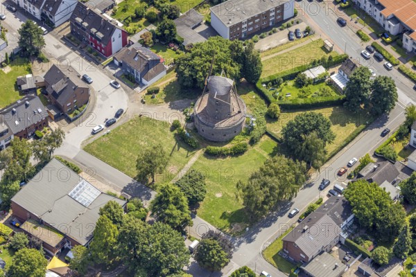Aerial view, Bergheimer Mühle, Dutch windmill and sight, Bergheim, Duisburg, Ruhr area, North Rhine-Westphalia, Germany, DE, monument, Europe, aerial view, aerial photography, aerial photography, overview, bird's eye view, windmill, birds-eyes view, overview