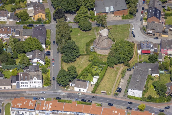 Aerial view, Bergheimer Mühle, Dutch windmill and sight, Bergheim, Duisburg, Ruhr area, North Rhine-Westphalia, Germany, DE, monument, Europe, aerial view, aerial photography, aerial photography, overview, bird's eye view, windmill, birds-eyes view, overview