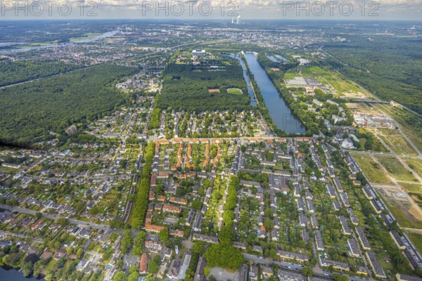 Aerial view, Duisburg-South with railway workers' housing estate Wedau, regatta course, sports park with Schauinsland-Reisen-Arena, also Wedau stadium, forest area and distant view, Wedau, Duisburg, Ruhr area, North Rhine-Westphalia, Germany