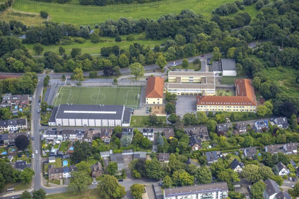 Aerial view, St. George's - The British International School Düsseldorf Rhein-Ruhr with football pitch, Ungelsheim, Duisburg, Ruhr area, North Rhine-Westphalia, Germany