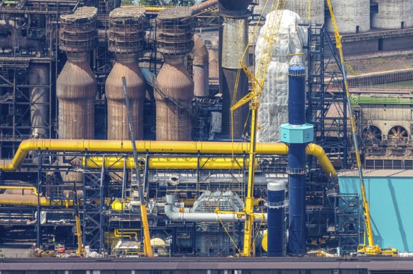 Aerial view, Hüttenwerke Krupp Mannesmann HKM with HKM blast furnace, partial view, Hüttenheim, Duisburg, Ruhr area, North Rhine-Westphalia, Germany