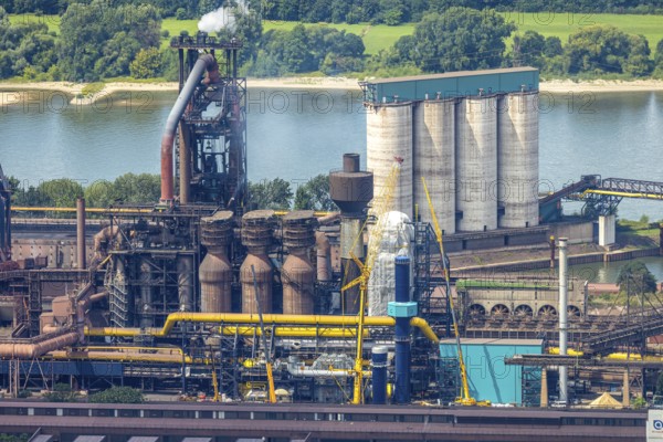 Aerial view, Hüttenwerke Krupp Mannesmann HKM with HKM blast furnace, partial view, Hüttenheim, Duisburg, Ruhr area, North Rhine-Westphalia, Germany