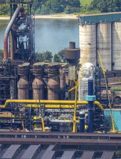 Aerial view, Hüttenwerke Krupp Mannesmann HKM with HKM blast furnace, partial view, Hüttenheim, Duisburg, Ruhr area, North Rhine-Westphalia, Germany