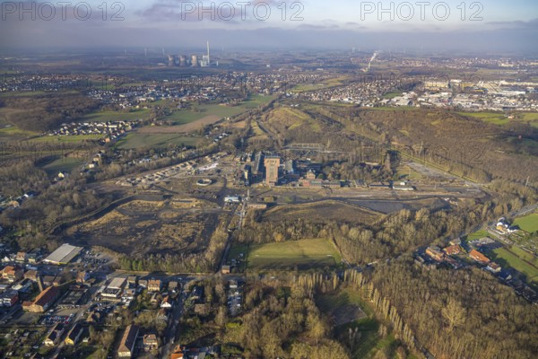 Aerial view, CreativRevier Hamm, hammerhead tower at the former Ost Heinrich Robert colliery, behind the RWE Generation SE Gersteinwerk power station, Herringen district, Hamm, Ruhr area, North Rhine-Westphalia, Germany