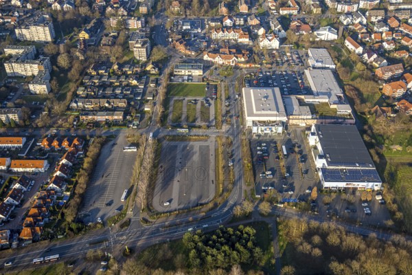 Aerial view, Westpress Arena and Helinet Eisporthalle ice rink of the Hammer Eisbären ice hockey club, Aldi, Edeka and Lidl supermarket shopping centre, Uentrop, Hamm, Ruhr area, North Rhine-Westphalia, Germany