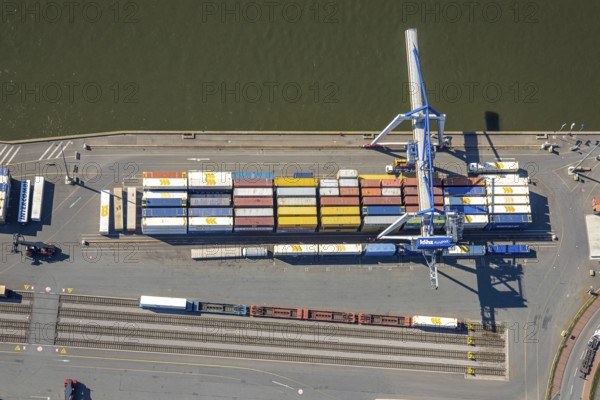 Aerial view, Duisburg-Nord, duisport logport VI Walsum, logport 6 on the river Rhine, container loading station, Alt-Walsum, Duisburg, Ruhr area, North Rhine-Westphalia, Germany