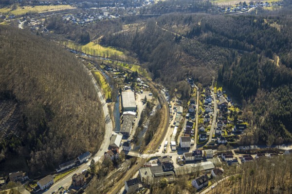 Aerial view, railway crossing Osemundstraße and bridge over the river Volme, Volme bridge on the federal road B54 Prioreier Straße, Dahl, Hagen, Ruhr area, North Rhine-Westphalia, Germany
