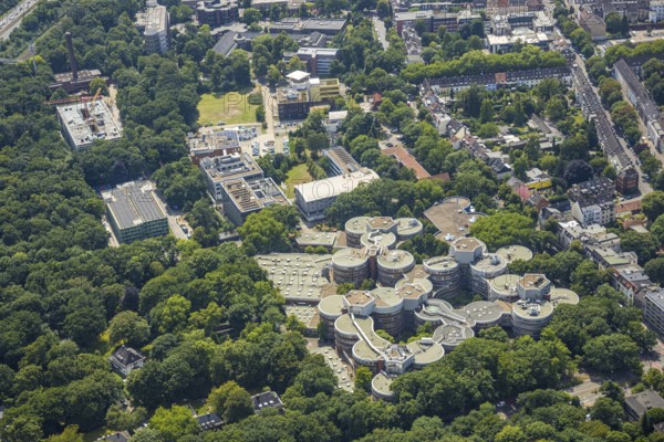 Aerial view, University of Duisburg-Essen (UDE), round buildings, Kaiserberg forest area, Neudorf-Nord, Duisburg, Ruhr area, North Rhine-Westphalia, Germany