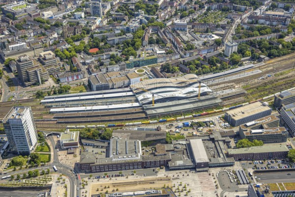Aerial view, construction site of the main railway station, area between the new track hall and Portsmouthplatz, Dellviertel, Duisburg, Ruhr area, North Rhine-Westphalia, Germany