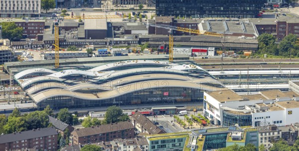 Aerial view, construction site of the main railway station, area between the new track hall and Portsmouthplatz, Dellviertel, Duisburg, Ruhr area, North Rhine-Westphalia, Germany