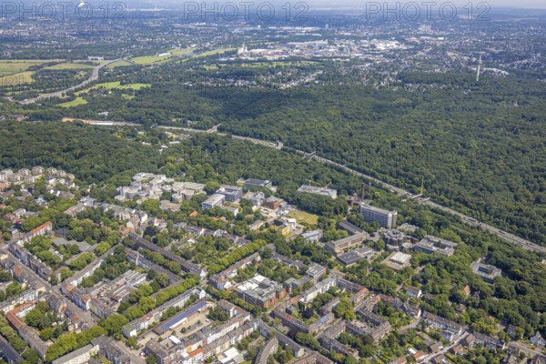 Aerial view, general view of the University of Duisburg-Essen, Duisburg campus, construction site and new building Carl-Benz-Straße, A3 motorway and city forest, Neudorf-Nord, Duisburg, Ruhr area, North Rhine-Westphalia, Germany