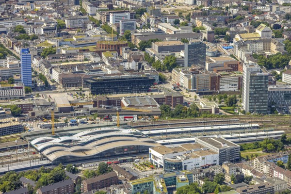 Aerial view, construction site of the main railway station, area between the new track hall and Portsmouthplatz, Dellviertel, Duisburg, Ruhr area, North Rhine-Westphalia, Germany