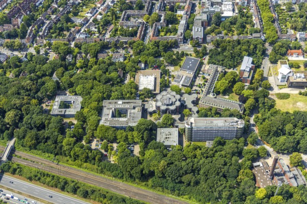 Aerial view, University of Duisburg-Essen, Duisburg campus, Audimax and canteen building, Neudorf-Nord, Duisburg, Ruhr area, North Rhine-Westphalia, Germany