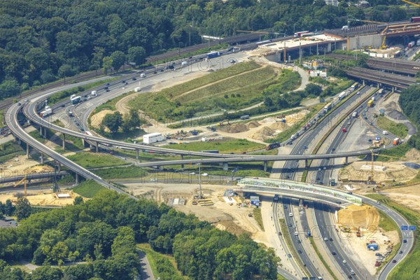 Aerial view, Kaiserberg motorway junction with major construction site, bridge construction, Duissern, Duisburg, Ruhr area, North Rhine-Westphalia, Germany
