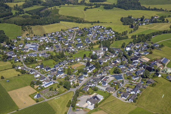 Aerial view, residential area, view of Iseringhausen, Drolshagen, Sauerland, North Rhine-Westphalia, Germany