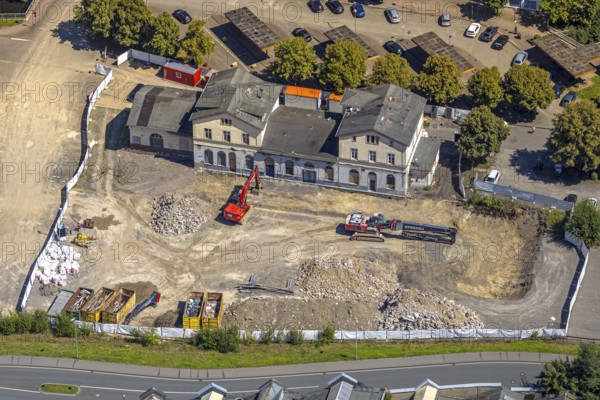 Aerial view, demolition of former railway station building on Stellwerkstraße, Olpe-Stadt, Olpe, Sauerland, North Rhine-Westphalia, Germany