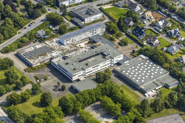 Aerial photo, Berufskolleg Meschede des HSK Hochsauerlandkreis, Meschede-Stadt, Meschede, Sauerland, North Rhine-Westphalia, Germany, vocational school, education, educational institution, DE, Europe, educational institute, aerial photography, aerial photography, aerial photography, Ruhr area, school, overview, bird's-eye view, overview