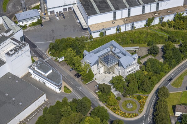 Aerial view, house with glass roof, flower bed and fountain of the brewery C. & A. VELTINS GmbH, Grevenstein, Meschede, Sauerland, North Rhine-Westphalia, Germany, DE, Europe, aerial view, aerial photography, aerial photography, Ruhr area, overview, bird's-eye view, birds-eyes view, overview
