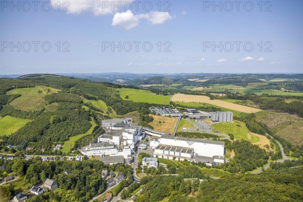Aerial view, Brewery C. & A. VELTINS GmbH in picturesque landscape, Grevenstein, Meschede, Sauerland, North Rhine-Westphalia, Germany, DE, Europe, commercial enterprise, commercial space, commercial area, commercial property, commercial site, commercial use, industrial site, aerial view, aerial photography, aerial photography, aerial photography, Ruhr area, overview, bird's-eye view, birds-eyes view, overview