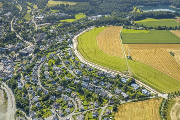 Aerial view, radio mast on a field Langelohweg, development plan Langeloh-West, Meschede town, Meschede, Sauerland, North Rhine-Westphalia, Germany, DE, Europe, property tax, real estate, aerial view, aerial photography, aerial photography, Ruhr area, overview, bird's eye view, residential area, housing and living, residential area, residential quality, residential neighbourhood, housing estate, residential area, birds-eyes view, overview