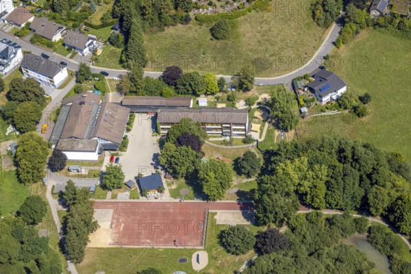Aerial view, Kita Wunderland day care centre and children's and youth club Die Insel, sports field, Oberbrügge, Halver, Sauerland, North Rhine-Westphalia, Germany, DE, Europe, youth club, Kierspe, kindergarten, day care centre, day care centre, day care centre, aerial view, aerial photography, aerial photography, aerial photography, Ruhr area, overview, bird's-eye view, overview