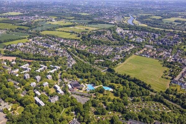 Aerial view, Bad und Sport Oststadt swimming pool outdoor pool, high-rise housing estate, view of Essen-Horst district, Freisenbruch, Essen, Ruhr area, North Rhine-Westphalia, Germany