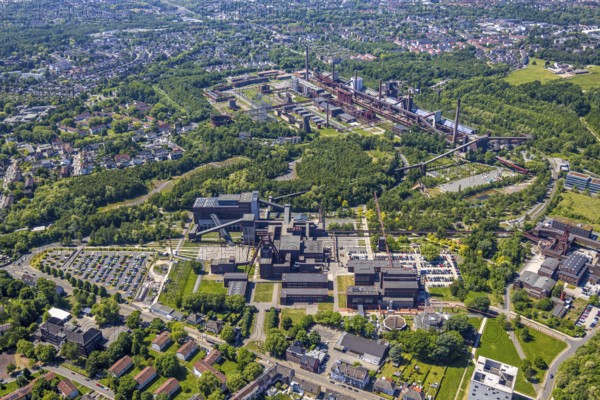 Aerial view, general view of Zeche Zollverein, Gelsenkirchener Straße, outdoor swimming pool, Stoppenberg, Essen, Ruhr area, North Rhine-Westphalia, Germany