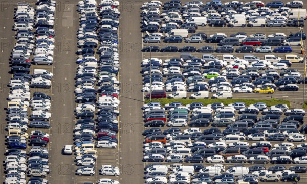 Aerial view, car park of CAT Automobillogistik Essen GmbH, Katernberg, Essen, Ruhr area, North Rhine-Westphalia, Germany