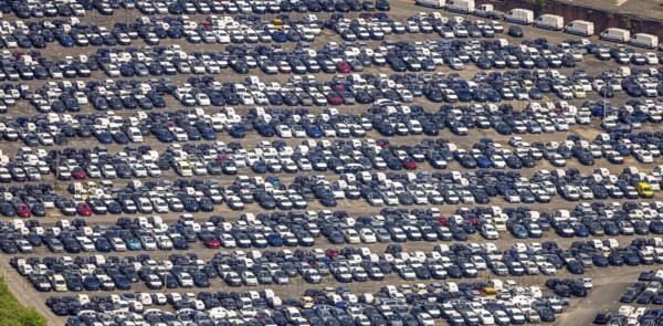 Aerial view, car park of CAT Automobillogistik Essen GmbH, Katernberg, Essen, Ruhr area, North Rhine-Westphalia, Germany