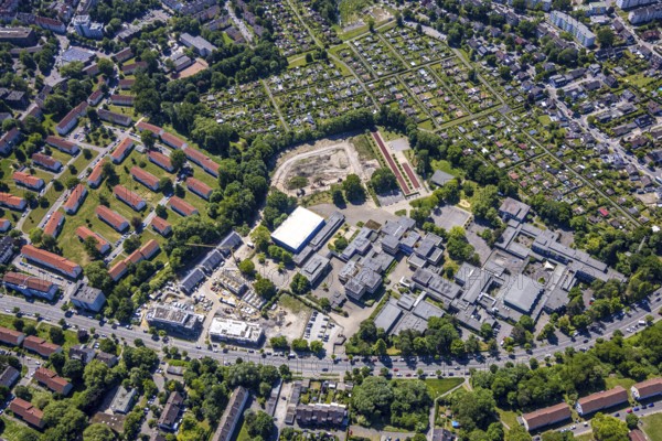 Aerial view, Gymnasium Am Stoppenberg and Bischöfliche Sekundarschule, KGV Stoppenberg e.V., multi-family house terraced houses Kapitelacker, Stoppenberg, Essen, Ruhr area, North Rhine-Westphalia, Germany