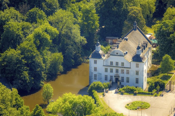 Aerial view, Borbeck moated castle and castle park, Borbeck-Mitte, Essen, Ruhr area, North Rhine-Westphalia, Germany