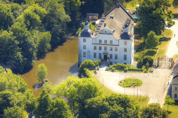 Aerial view, Borbeck moated castle and castle park, Borbeck-Mitte, Essen, Ruhr area, North Rhine-Westphalia, Germany