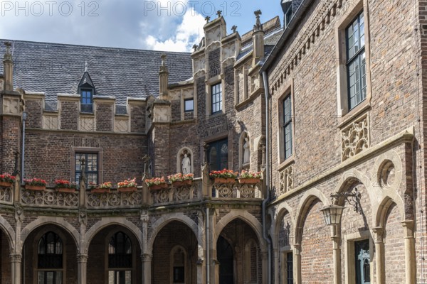 Paffendorf Castle courtyard with arcades, Paffendorf, North Rhine-Westphalia, Germany