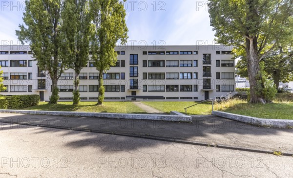 Weissenhof Estate on the Killesberg in Stuttgart. The Werkbund Estate was built in 1927 by the Deutscher Werkbund under the direction of Ludwig Mies van der Rohe by leading representatives of Neues Bauen, partly using experimental materials. Stuttgart, Baden-Württemberg, Germany