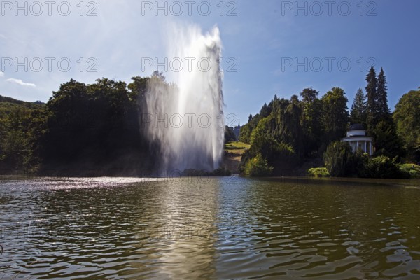 Water features at the large pond with the towering fountain, Bergpark Wilhelmshöhe, UNESCO World Heritage Site, Kassel, Hesse, Germany
