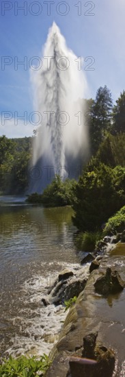 Water features at the large pond with the towering fountain, Bergpark Wilhelmshöhe, UNESCO World Heritage Site, Kassel, Hesse, Germany