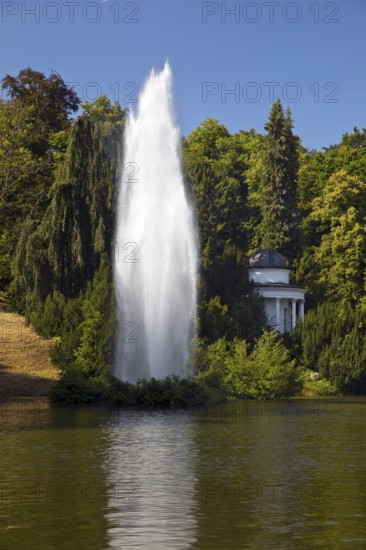 Water features at the large pond with the towering fountain, Bergpark Wilhelmshöhe, UNESCO World Heritage Site, Kassel, Hesse, Germany