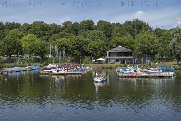 Boat hire at Heveney harbour, Oelbach, Lake Kemnader, Witten, Ruhr area, North Rhine-Westphalia, Germany