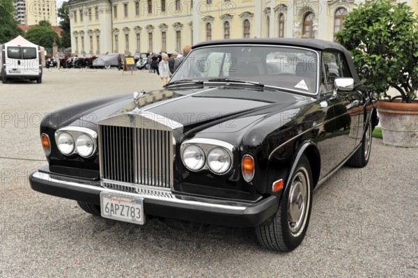 Elegant black Rolls-Royce, perfectly presented in a classic setting, Retro Classics meets Baroque, Ludwigsburg, Baden-Württemberg, Germany