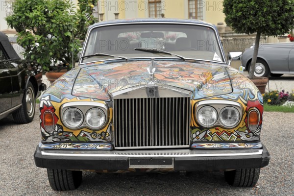 Rolls-Royce Bouchet Silver Wraith II, built in 1977, classic Rolls-Royce with eye-catching, colourful body design in an exhibition area, Retro Classics meets Baroque, Ludwigsburg, Baden-Württemberg, Germany
