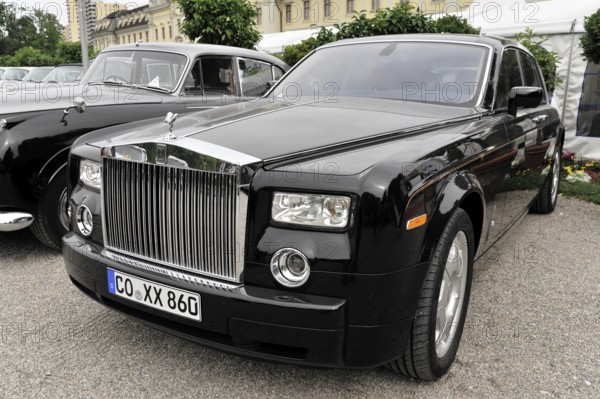 Rolls-Royce Phantom, Modern black Rolls-Royce presented at an outdoor car event, Retro Classics meets Baroque, Ludwigsburg, Baden-Württemberg, Germany