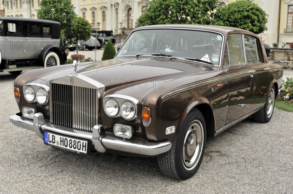 Rolls-Royce Phantom, Classic car, Chic brown Rolls-Royce classic car with a classic, nostalgic design, Retro Classics meets Baroque, Ludwigsburg, Baden-Württemberg, Germany
