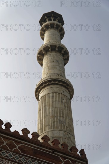 Mausoleum of Itimat-ud-Daula, Tomb, Agra, Uttar Pradesh, India, Asia, Close-up of a tall tower with classical column elements in front of a clear sky, Jodhpur, Rajasthan, North India
