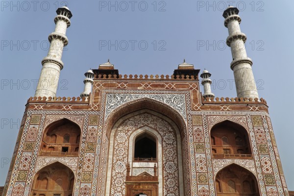 Mausoleum of Itimat-ud-Daula, Tomb, Agra, Uttar Pradesh, India, Asia, Large facade of a mausoleum with minarets and ornate details in red, Jodhpur, Rajasthan, North India