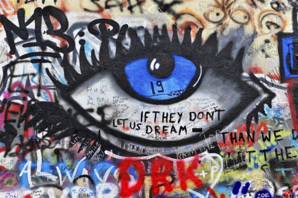 John Lennon Wall, Graffiti, Prague, Czech Republic, Europe, Graffiti of a big blue eye with inspirational quote