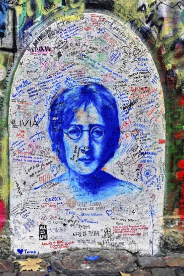John Lennon Wall, Graffiti, Prague, Czech Republic, Europe, Colourful graffiti with portrait of John Lennon on a wall