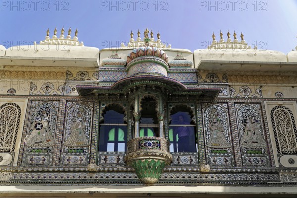 City Palace, Udaipur, Rajasthan, India, Asia, Indian decorated pavilion with mosaic patterns and blue windows, North India
