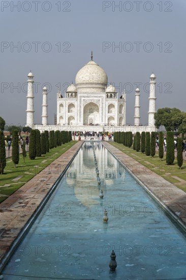 Taj Mahal Tomb, UNESCO World Heritage Site, Agra, Uttar Pradesh, India, Asia, Famous mausoleum by the river, Beautiful view of the Taj Mahal with reflecting pool in the garden, Rajasthan, North India, Front view of the Taj Mahal with its reflection in the water channel, Jodhpur