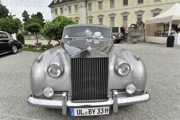 Rolls-Royce Silver Cloud II, built in 1961, classic car, shiny silver classic car with classic design on an elegant square, Retro Classics meets Baroque, Ludwigsburg, Baden-Württemberg, Germany